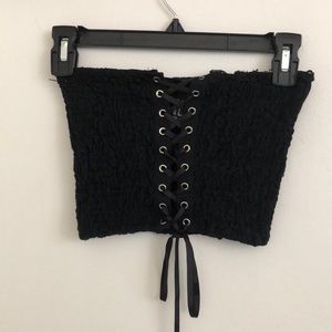 2/$14 Ruched black lace up crop top